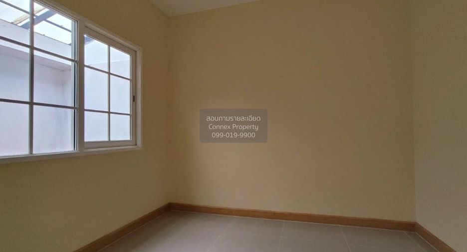 For sale 4 bedrooms townhouse in Bang Phli, Samut Prakan