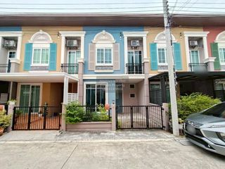 For sale 4 bedrooms townhouse in Bang Phli, Samut Prakan