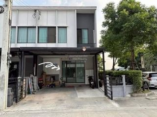 Casa adosada en venta de 3 habitaciones en Bang Bua Thong, Nonthaburi