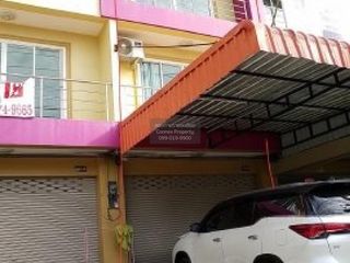 For sale 3 ベッドルーム retail Space in Si Racha, Chonburi