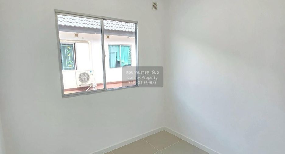 For sale 3 bedrooms townhouse in Khlong Luang, Pathum Thani