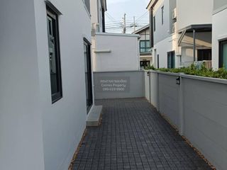 À vendre 4 chambres maison à Bang Phli, Samut Prakan