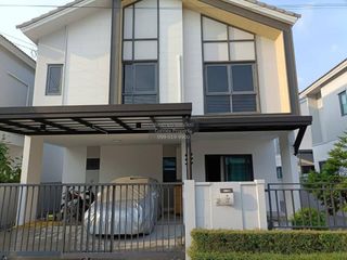 À vendre 4 chambres maison à Bang Phli, Samut Prakan