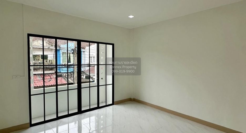 Casa adosada en venta de 2 habitaciones en Khlong Sam Wa, Bangkok