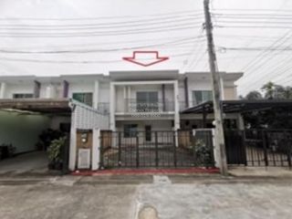 Casa adosada en venta de 3 habitaciones en Nong Khaem, Bangkok