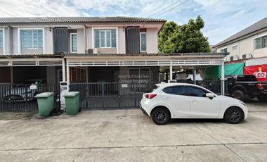 For sale 3 bedrooms townhouse in Khlong Luang, Pathum Thani