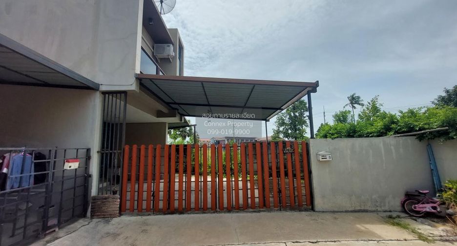 For sale 3 bedrooms townhouse in Mueang Chon Buri, Chonburi