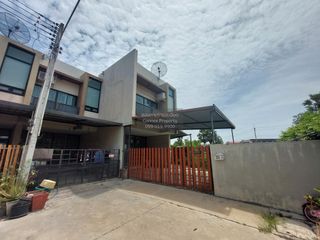 For sale 3 bedrooms townhouse in Mueang Chon Buri, Chonburi