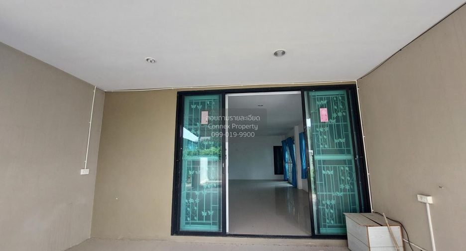 For sale 3 bedrooms townhouse in Mueang Chon Buri, Chonburi