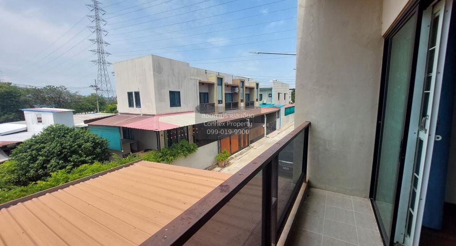 For sale 3 bedrooms townhouse in Mueang Chon Buri, Chonburi