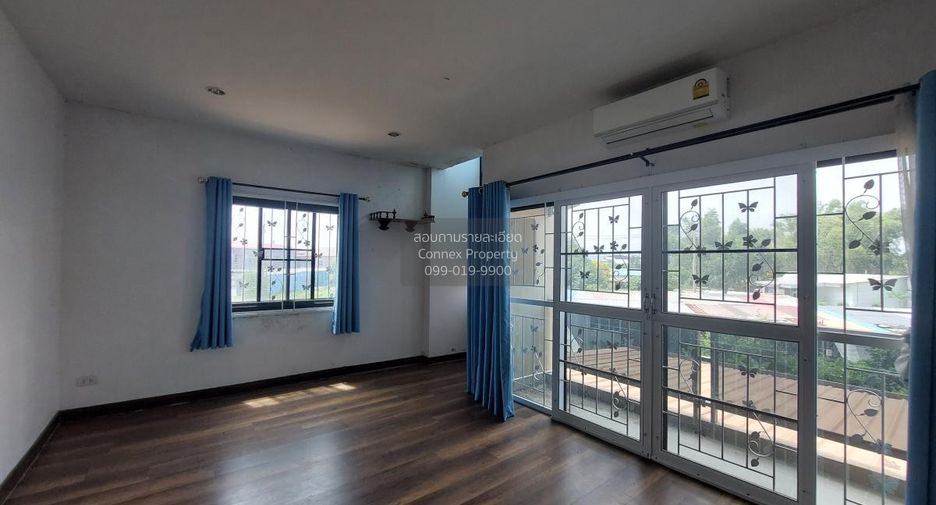 For sale 3 bedrooms townhouse in Mueang Chon Buri, Chonburi