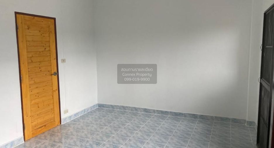 Casa adosada en venta de 3 habitaciones en Khlong Sam Wa, Bangkok