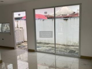 出售 3 卧室 联排别墅 在 Sam Phran, Nakhon Pathom