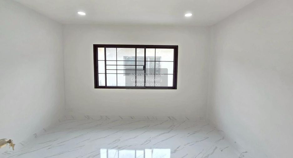 Reihenhaus zum Kauf mit 2 Zimmer in Lam Luk Ka, Pathum Thani