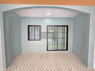 Reihenhaus zum Kauf mit 2 Zimmer in Lam Luk Ka, Pathum Thani