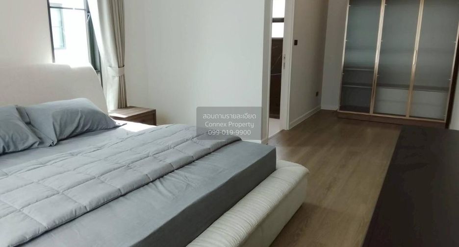Casa en venta de 4 habitaciones en Bang Phli, Samut Prakan