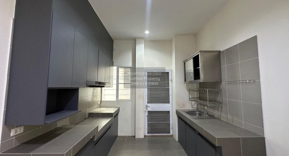 Haus zum Kauf mit 3 Zimmer in Bang Kruai, Nonthaburi