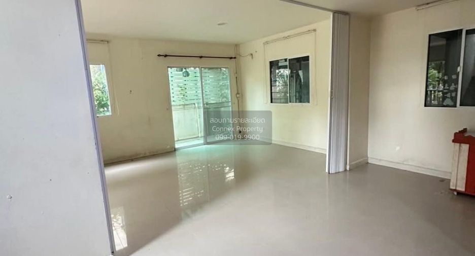 Продажа 3 спальни дом в Mueang Samut Sakhon, Самутсакхон