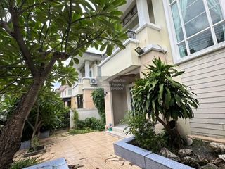 For sale 3 ベッドルーム house in Mueang Samut Sakhon, Samut Sakhon