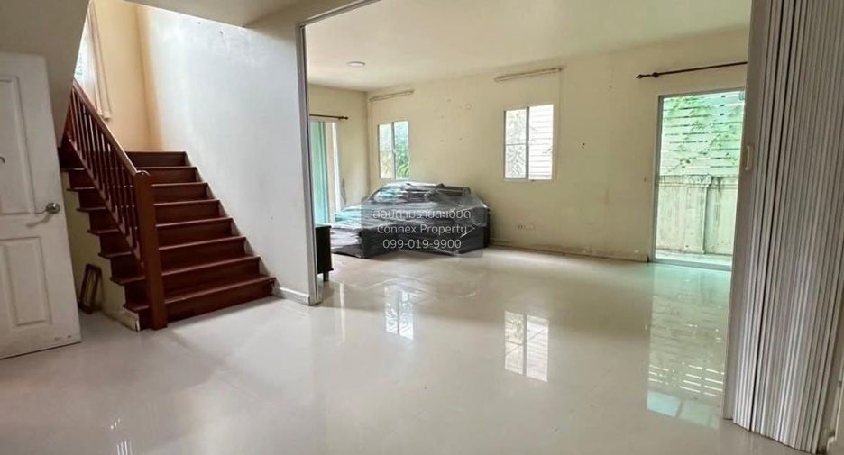 Продажа 3 спальни дом в Mueang Samut Sakhon, Самутсакхон
