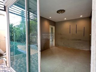 For sale 3 ベッドルーム house in Mueang Samut Sakhon, Samut Sakhon