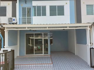 For sale 3 bedrooms townhouse in Khlong Luang, Pathum Thani