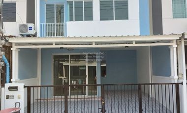 出售 3 卧室 联排别墅 在 Khlong Luang, Pathum Thani