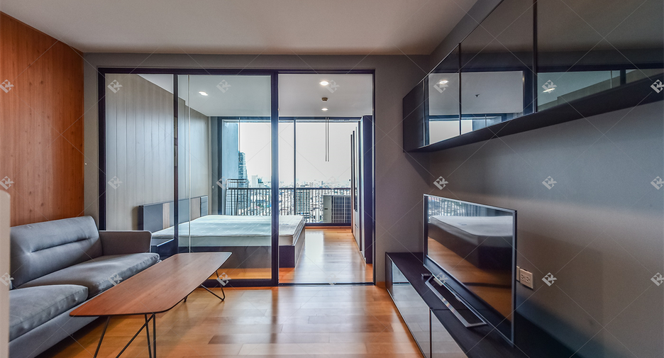 For sale 1 bed condo in Sathon, Bangkok