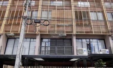 Casa adosada en venta de 2 habitaciones en Pak Kret, Nonthaburi