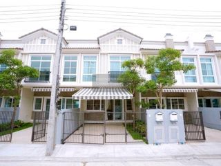 出售 2 卧室 联排别墅 在 Bang Phli, Samut Prakan
