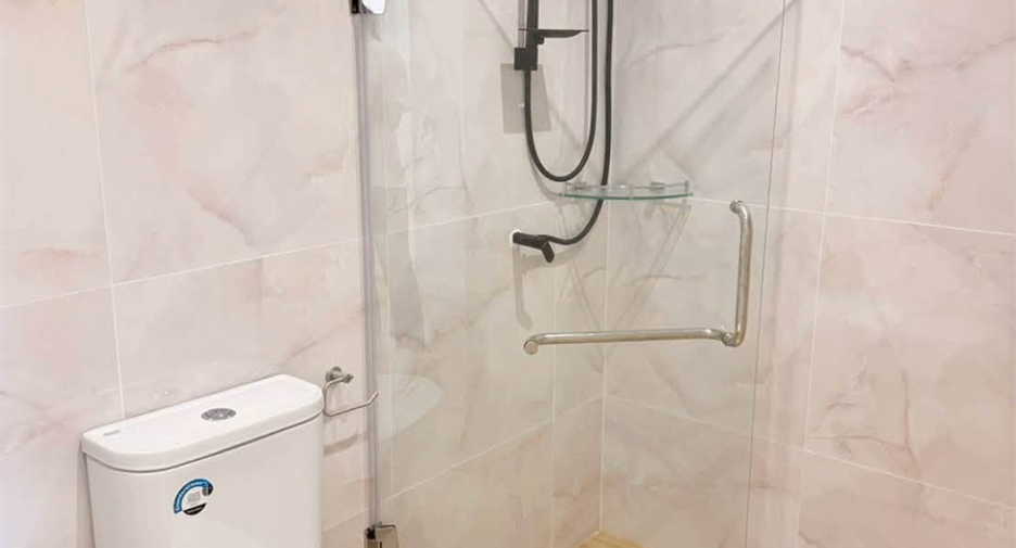 For sale 2 bedrooms condo in Yan Nawa, Bangkok