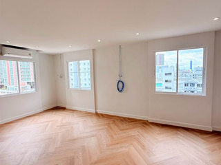 For sale 2 bedrooms condo in Yan Nawa, Bangkok