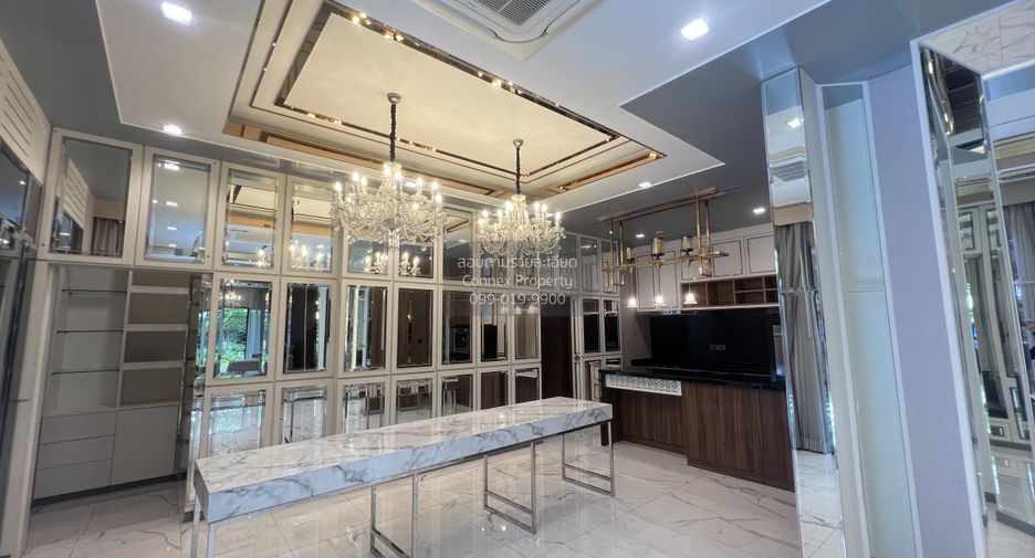 Haus zum Kauf mit 5 Zimmer in Bang Kruai, Nonthaburi