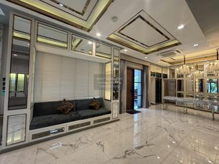 Haus zum Kauf mit 5 Zimmer in Bang Kruai, Nonthaburi