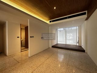 Casa adosada en venta de 3 habitaciones en Suan Luang, Bangkok