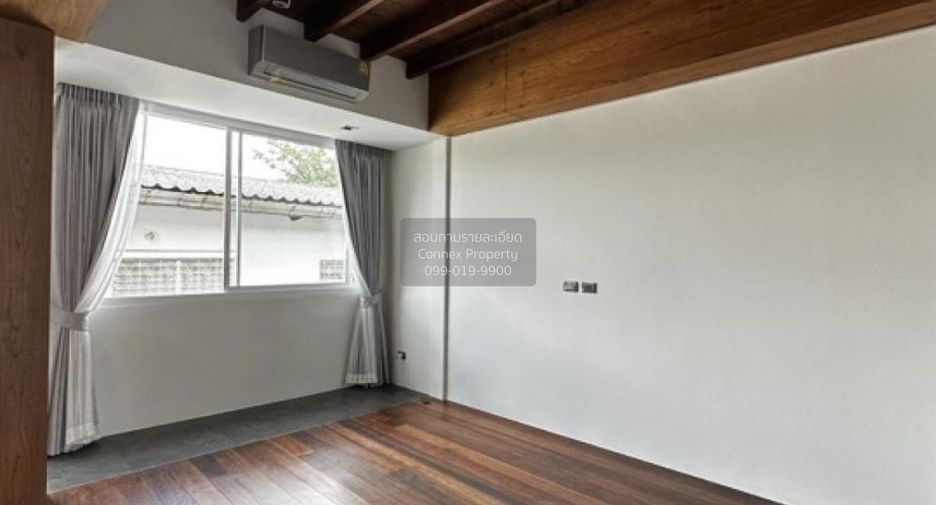 Casa adosada en venta de 3 habitaciones en Suan Luang, Bangkok