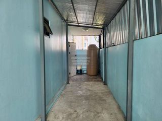Casa adosada en venta de 3 habitaciones en Pak Kret, Nonthaburi