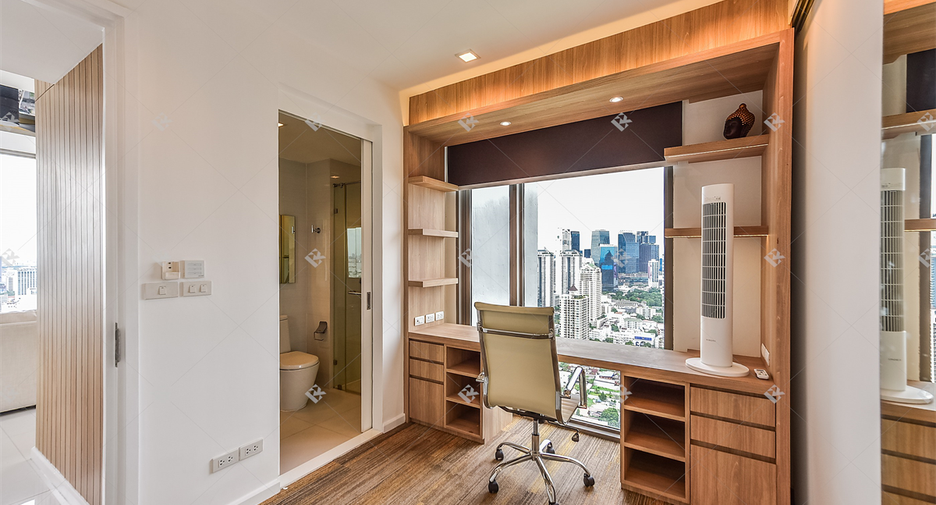 For rent 2 ベッドルーム condo in Sathon, Bangkok