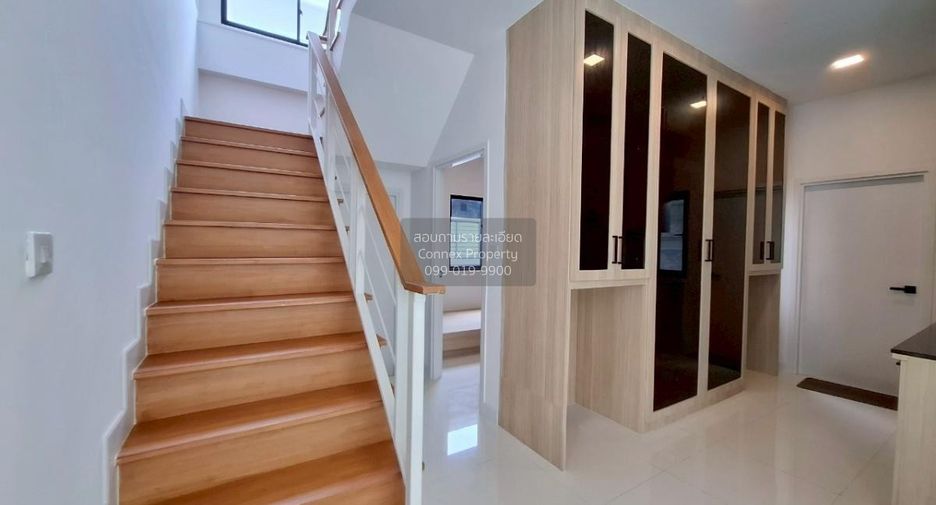 À vendre 5 chambres maison à Bang Bua Thong, Nonthaburi
