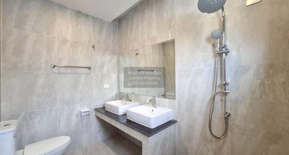 À vendre 5 chambres maison à Bang Bua Thong, Nonthaburi