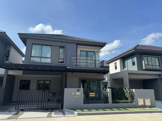 Casa en venta de 4 habitaciones en Bang Yai, Nonthaburi