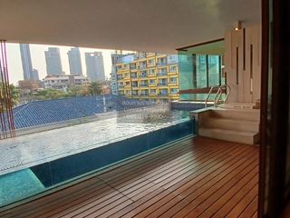 Condo en venta de 5 habitaciones en Watthana, Bangkok