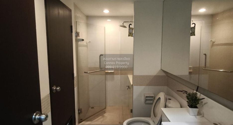 For sale 2 bedrooms condo in Yan Nawa, Bangkok
