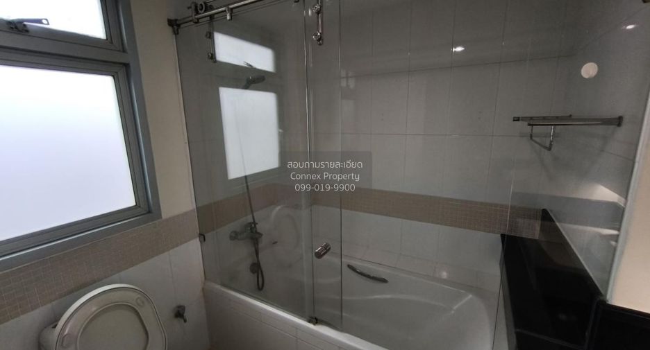 For sale 2 bedrooms condo in Yan Nawa, Bangkok