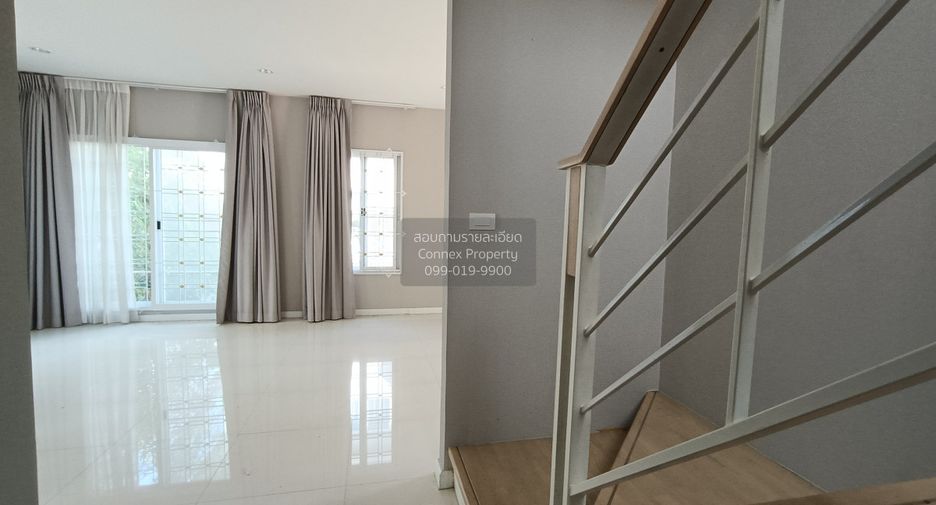 Casa en venta de 3 habitaciones en Bang Sao Thong, Samut Prakan