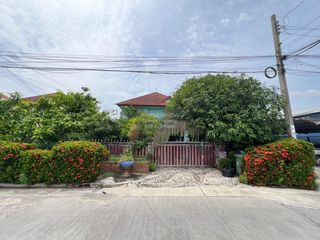 À vendre 4 chambres maison à Bang Bua Thong, Nonthaburi