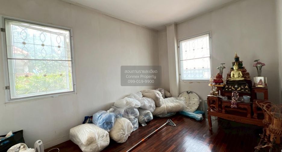 Haus zum Kauf mit 4 Zimmer in Bang Bua Thong, Nonthaburi