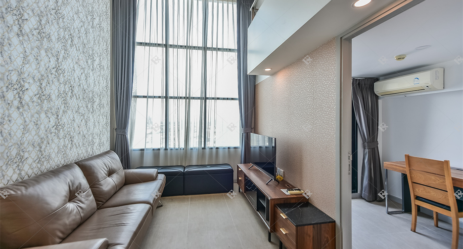 For rent 2 bedrooms condo in Sathon, Bangkok