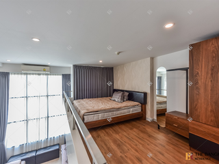 For rent 2 ベッドルーム condo in Sathon, Bangkok