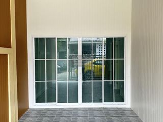 出售 2 卧室 联排别墅 在 Thanyaburi, Pathum Thani